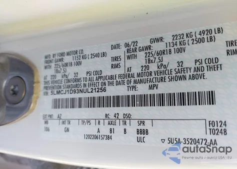 2022 Lincoln Corsair Standard z USA, uszkodzony, nr VIN 5LMCJ1D93NUL21256